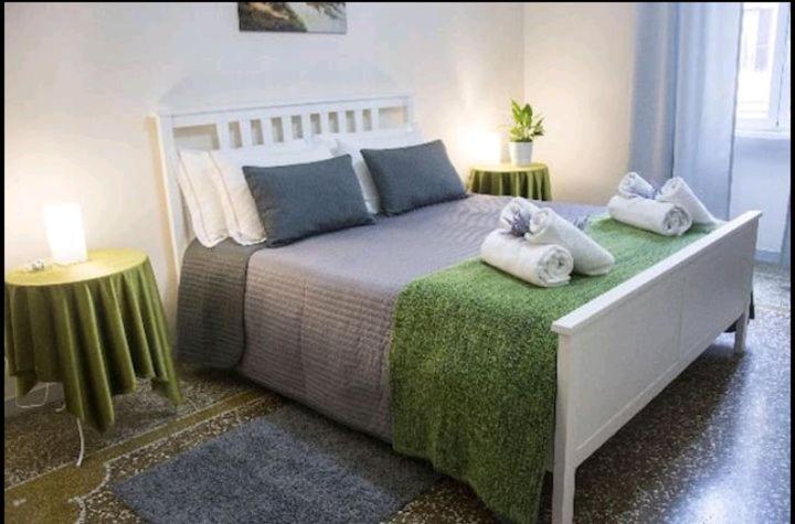 Emi House Re Di Roma , Intero Appartamento - 80 Mq Екстериор снимка