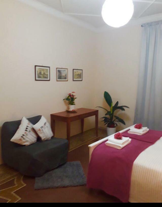 Emi House Re Di Roma , Intero Appartamento - 80 Mq Екстериор снимка